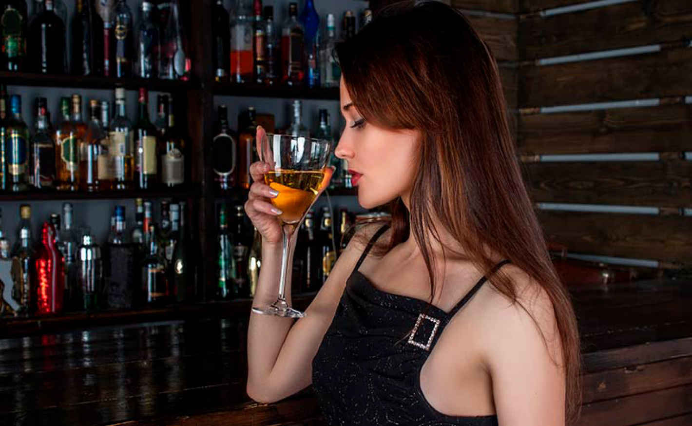 Home Bar: Lista de bebidas que não podem faltar no seu bar em casa