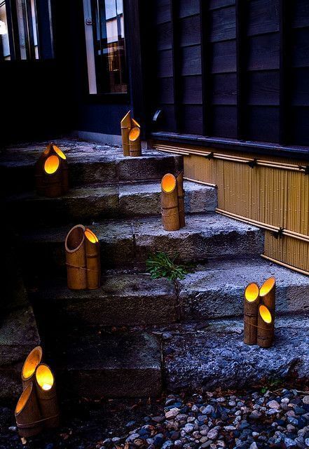 Luminárias de chão em formato de bambu
